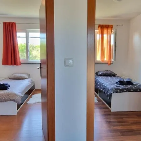 Holiday home House Ron *