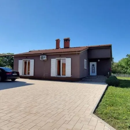 Ron - Spacious Garden Casa vacanze *