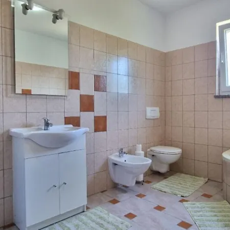 Ron - Spacious Garden Casa vacanze Pola